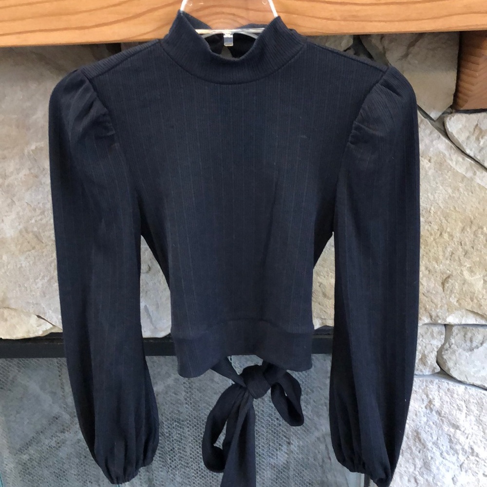 Black mock turtleneck, long sleeved, open in the back crop top, S